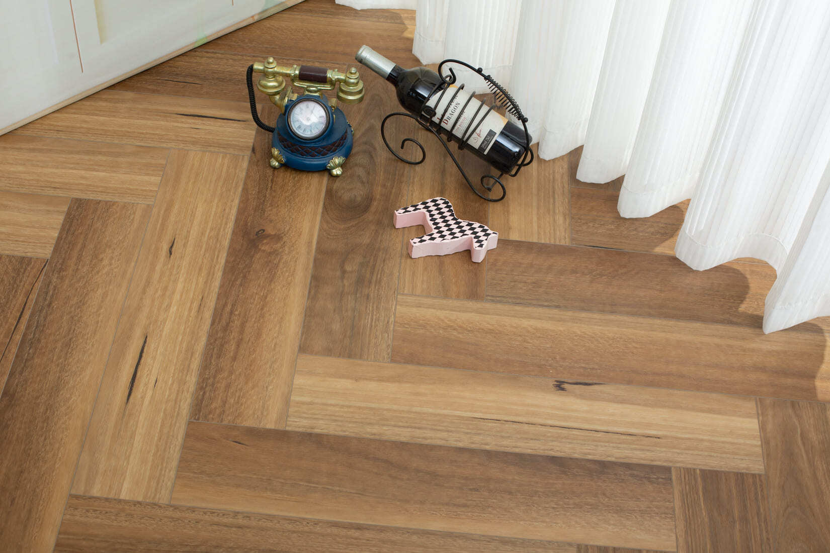 Плитка SPC "OneFloor" 3027 А,В  ЁЛКА (640*128*4 мм) — купить в Обнинске