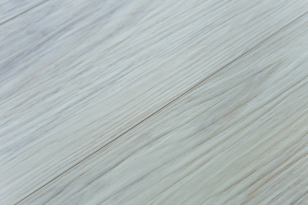 Замковая ПВХ плитка "Art Tile" Клён Жемчужный (1220*152*5 мм) — купить в Обнинске