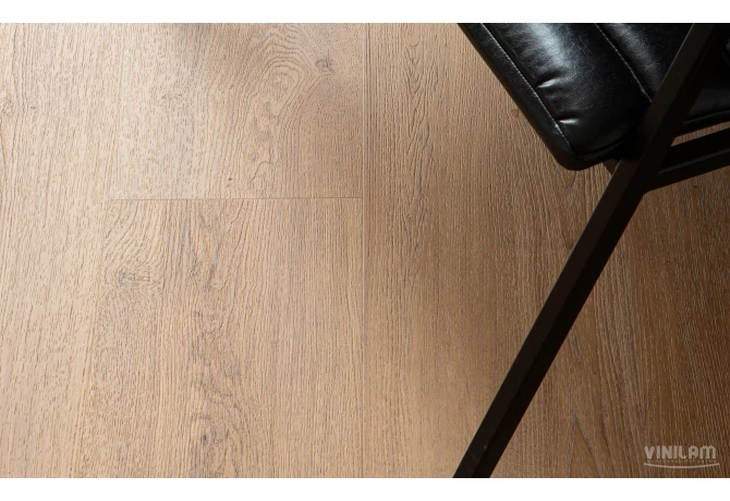 Кварц-винил Дуб Гранада (1227*232*2,5 мм) — купить в Обнинске