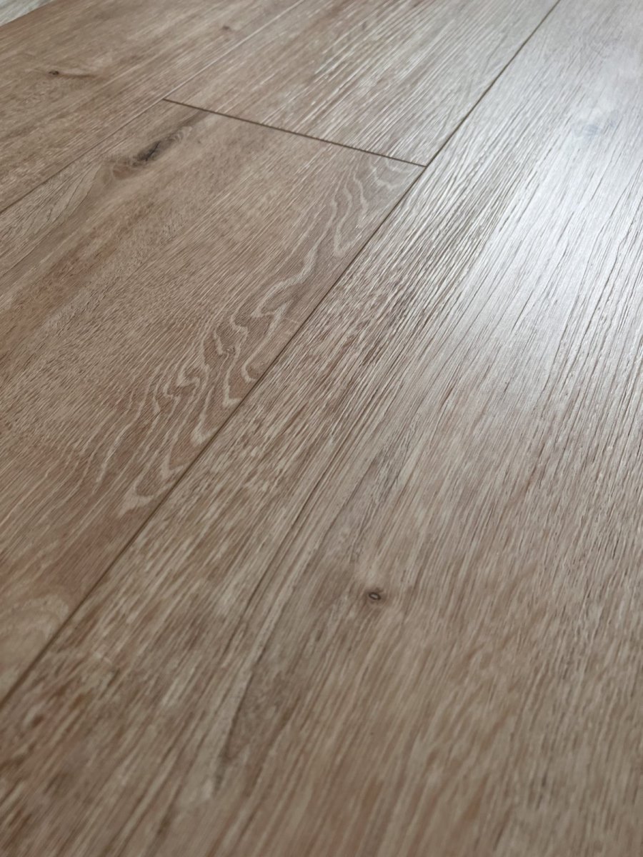 SPC ламинат "OneFloor" ЕСО 5062 (4V фаска) (1220*184*4 мм) — купить в Обнинске