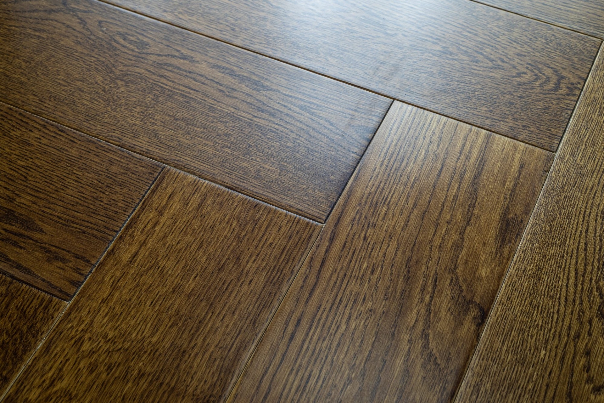 Инженерный паркет «Damy Floor» Ореховый (укладка елочкой) — купить в Обнинске