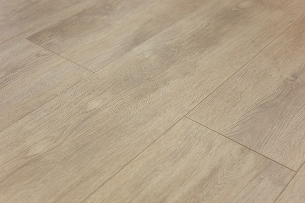 Плитка каменно-полимерная "Art Tile" Граб Емар (1220*199*9 мм) — купить в Обнинске