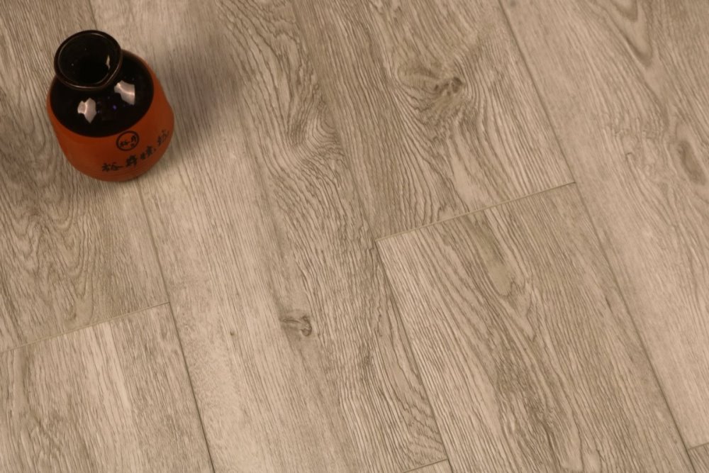 LVT плитка "Profield" Дуб Мадейра (915,4*152,4*2,5 мм) — купить в Обнинске