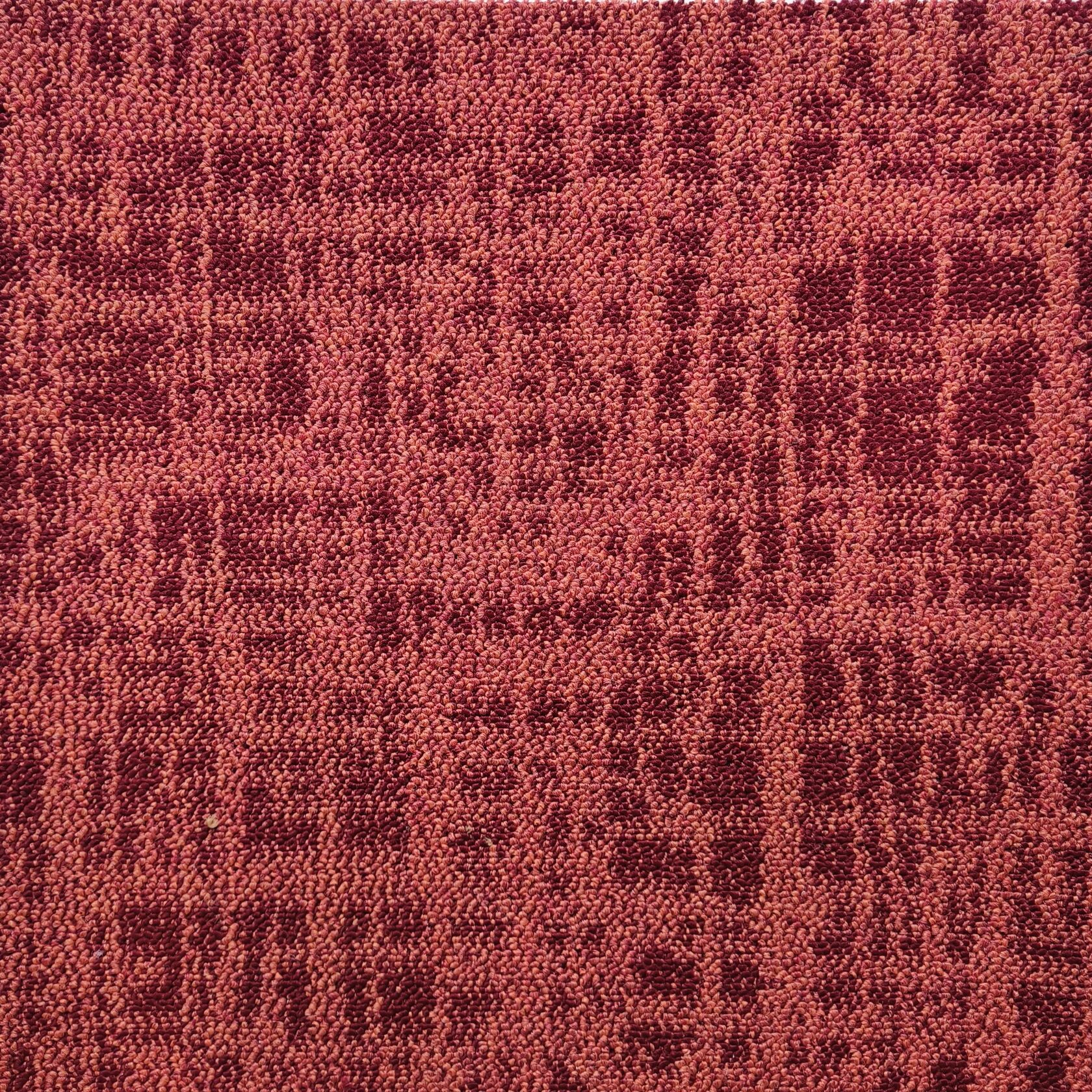 Ковровое покрытие "Bonkeel" Soul One Red (ширина 4м) — купить в Обнинске