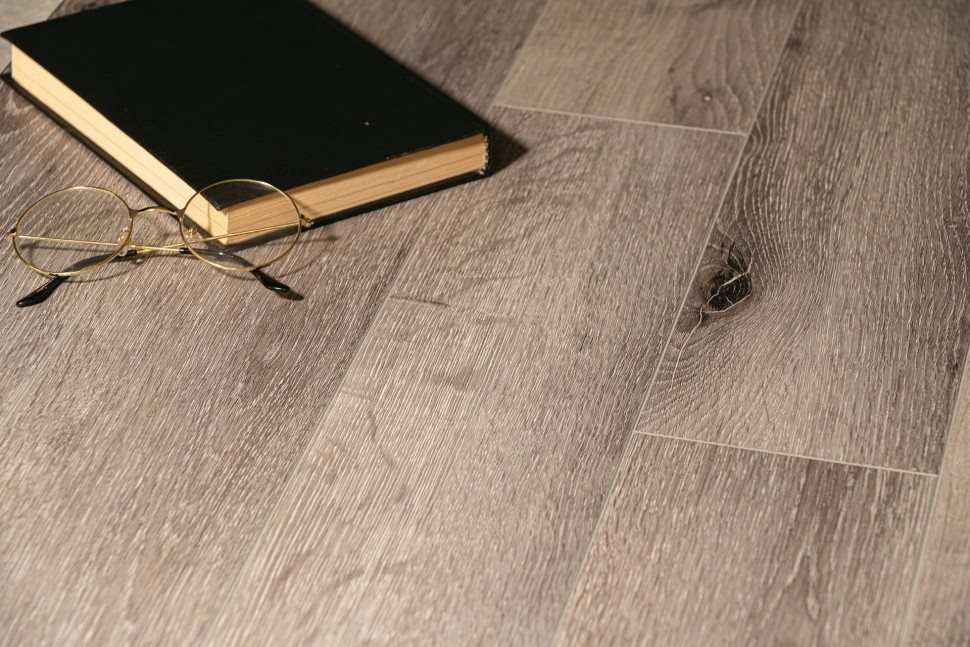 Виниловый ламинат "Bonkeel" Style Дуб Чесил (1200*125*4 мм) — купить в Обнинске