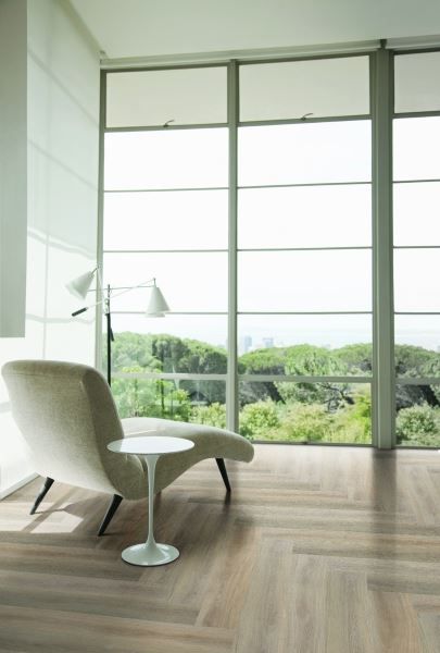 Кварцвиниловая плитка "LG" Орешник классический (1200*180*2 мм) — купить в Обнинске