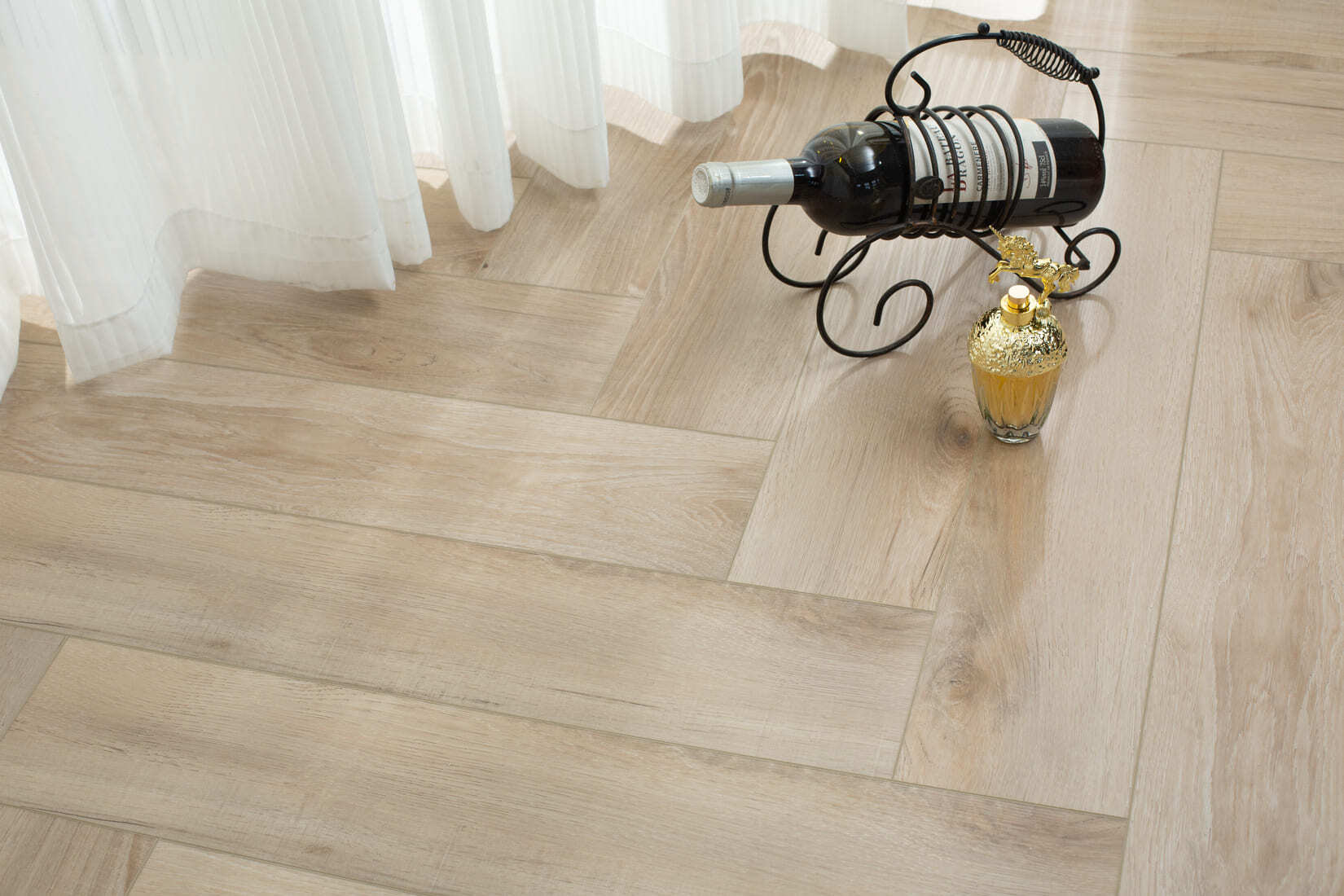 Плитка SPC "OneFloor" 3009 А,В  ЁЛКА (640*128*4 мм) — купить в Обнинске