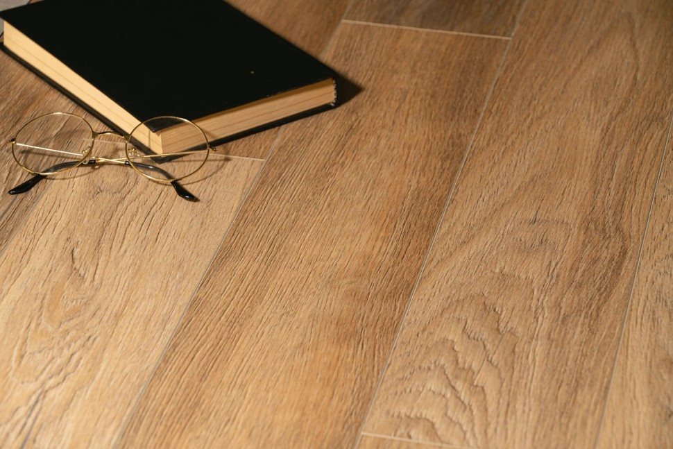 Виниловый ламинат "Bonkeel" Style Дуб Бонди (1200*125*4 мм) — купить в Обнинске