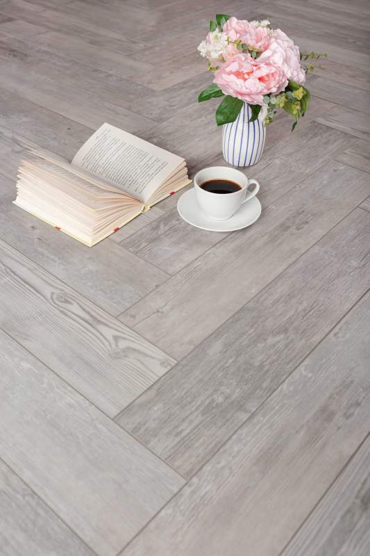 Замковая ПВХ плитка "Aberhof" Carmelita 1687 (615*123*5 мм) — купить в Обнинске