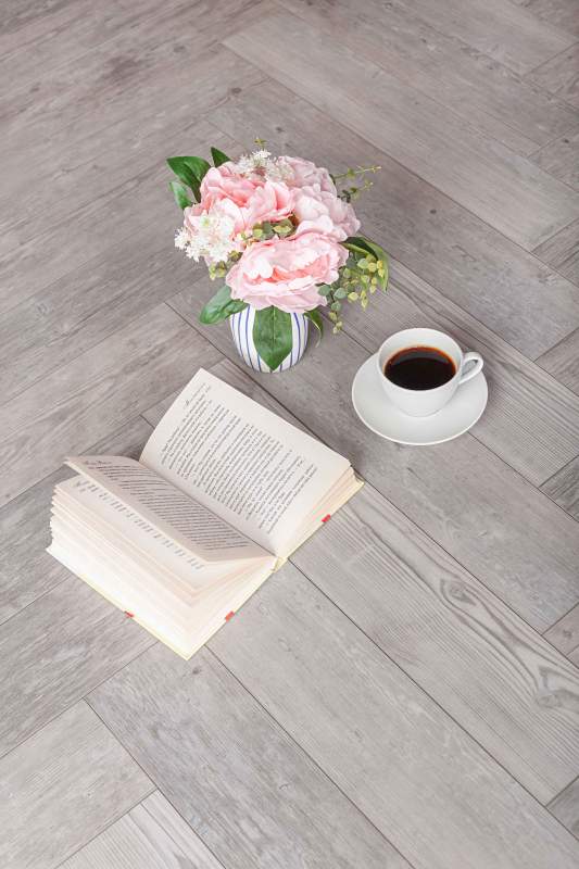 Замковая ПВХ плитка "Aberhof" Carmelita 1687 (615*123*5 мм) — купить в Обнинске