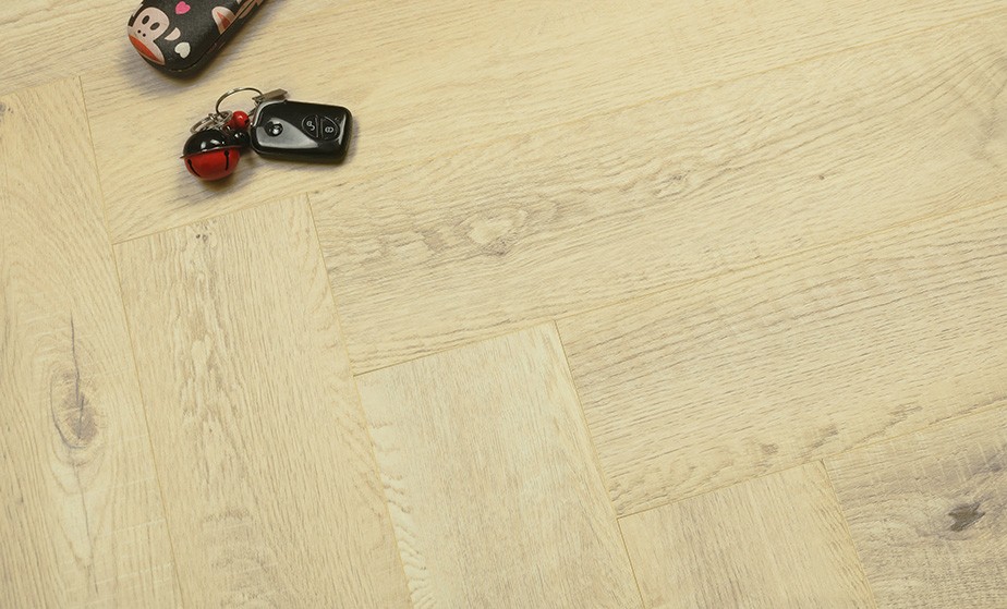 Ламинат SPC AquaMax Дуб Шамбор (640*128*4 мм) — купить в Обнинске