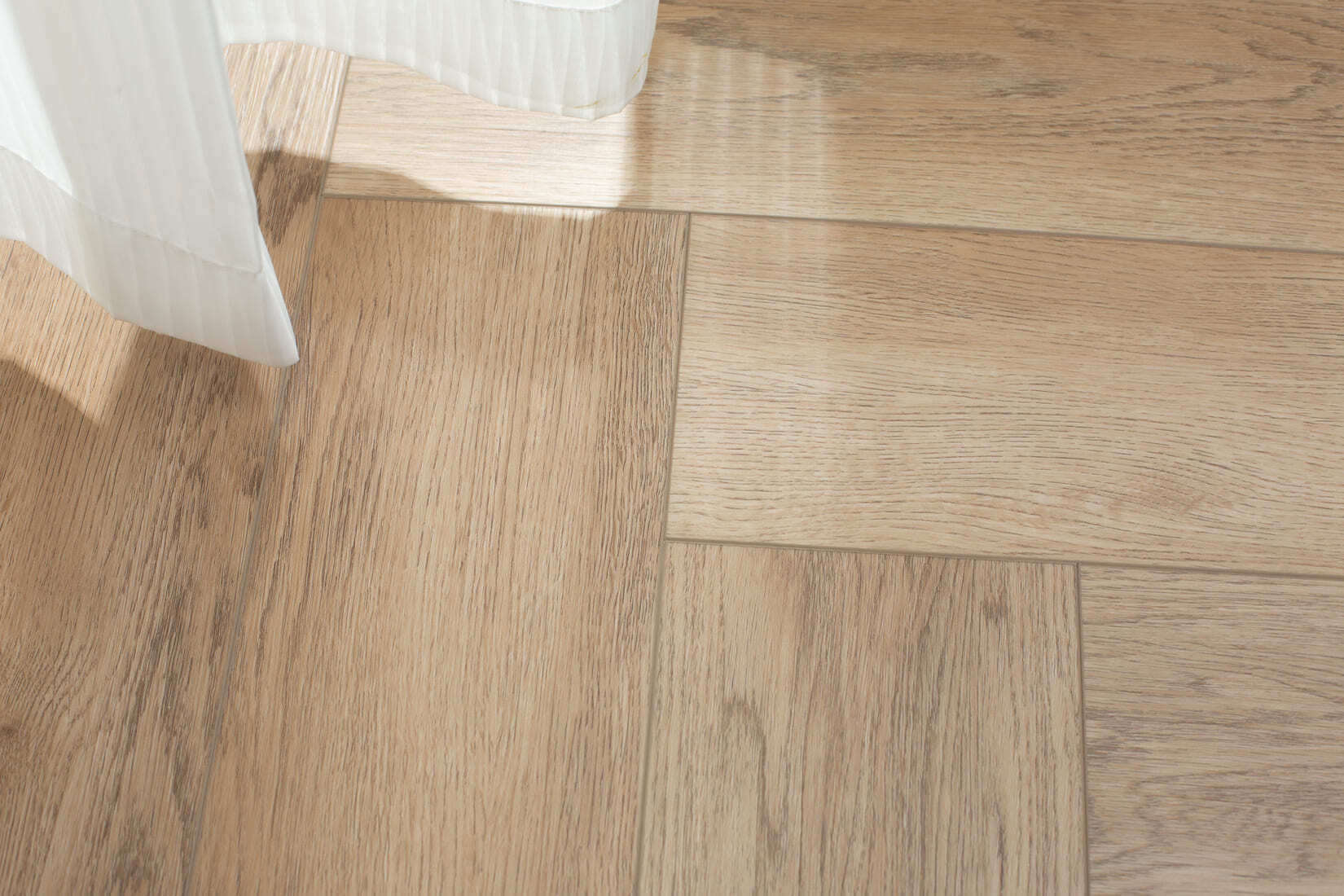 Плитка SPC "OneFloor" 3028 А,В  ЁЛКА (640*128*4 мм) — купить в Обнинске