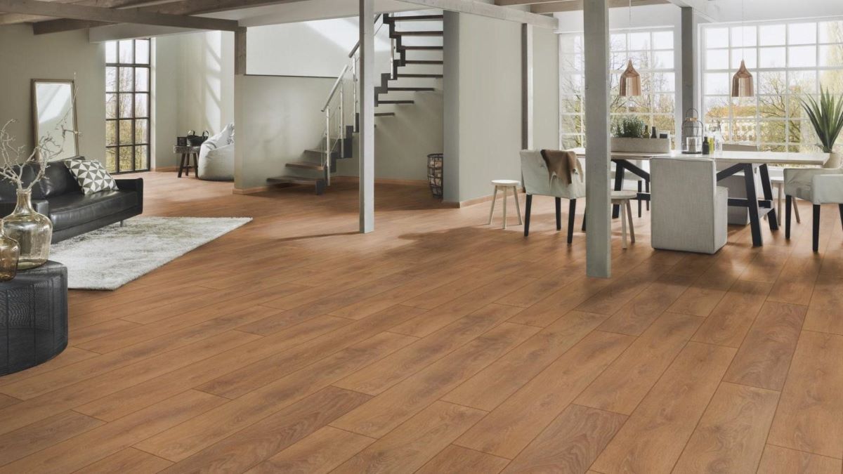 Ламинат "Kronospan" Super Natural Classic Дуб Харлех 8573 (1285*192*8 мм) — купить в Обнинске