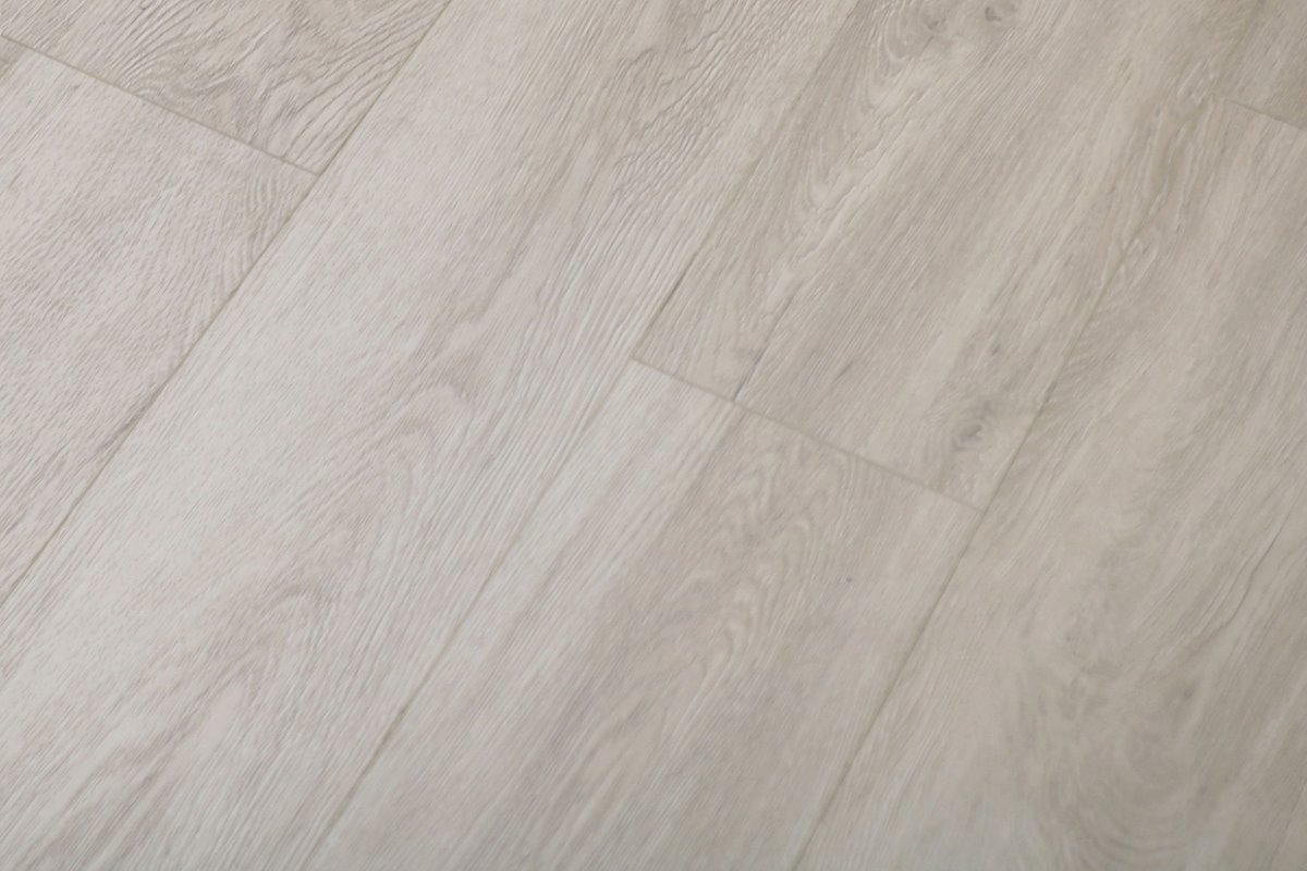 SPC ламинат "Profield" Дуб Кьявари (1220*184*4 мм) — купить в Обнинске