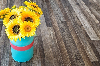 Кварцвиниловая плитка "Alpine Floor" Орех Состаренный  (1219*184*2мм) — фото и характеристики